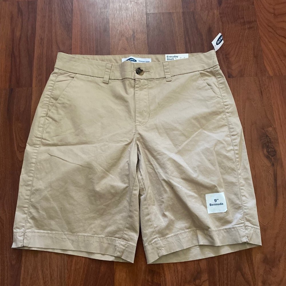 NWT Old Navy Everyday Shorts